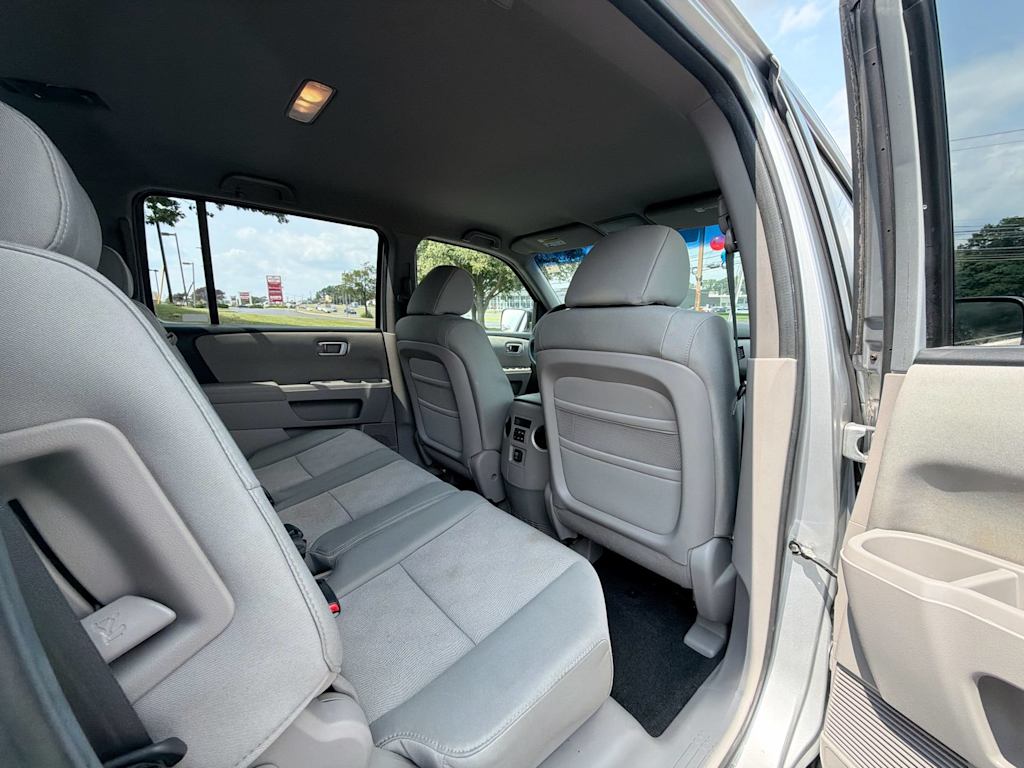 Thumbnail: 2009 Honda Pilot - 21