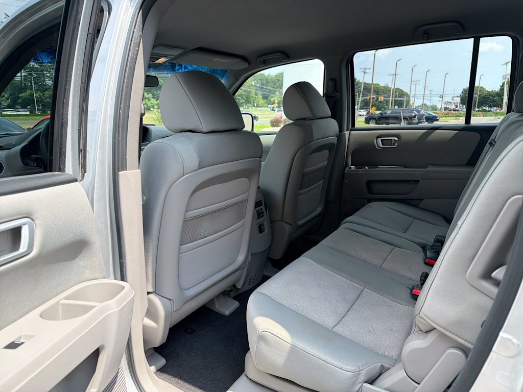 Thumbnail: 2009 Honda Pilot - 11