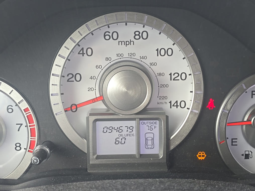 Thumbnail: 2011 Honda Pilot - 15