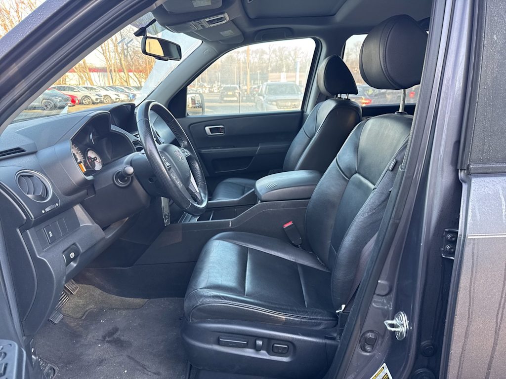 Thumbnail: 2014 Honda Pilot - 9