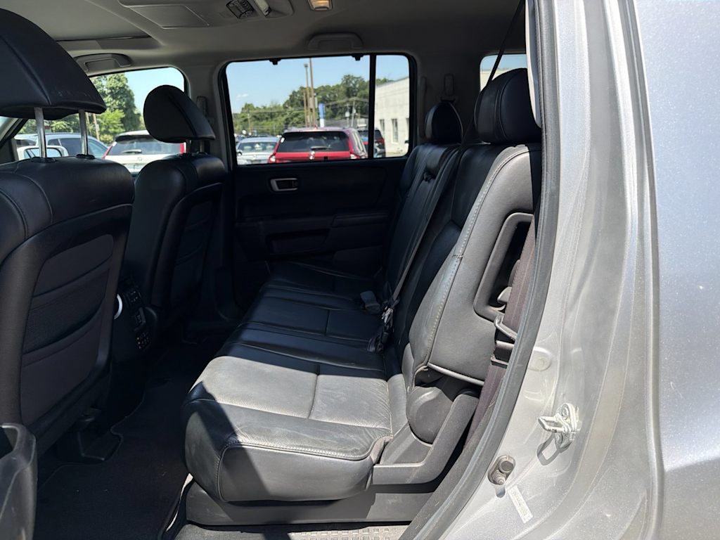 Thumbnail: 2010 Honda Pilot - 18