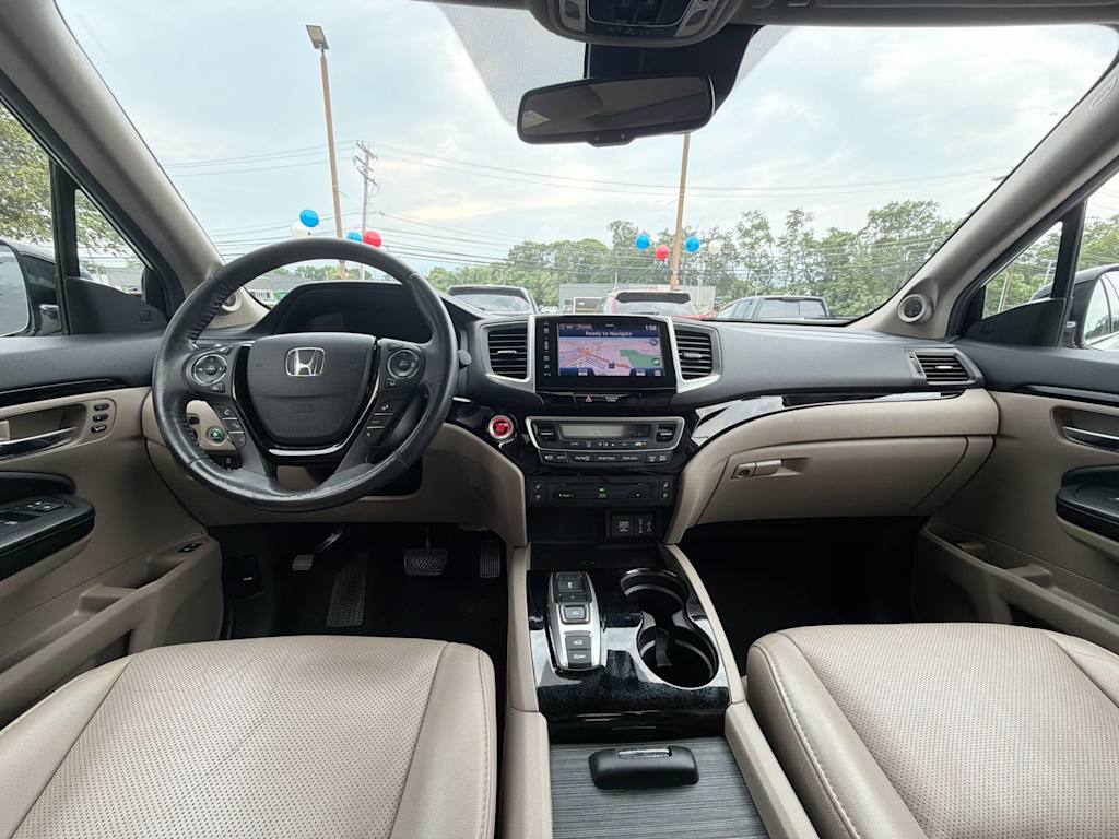 Thumbnail: 2018 Honda Pilot - 13