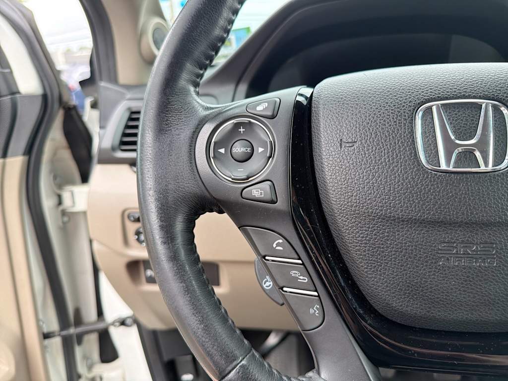 Thumbnail: 2018 Honda Pilot - 30