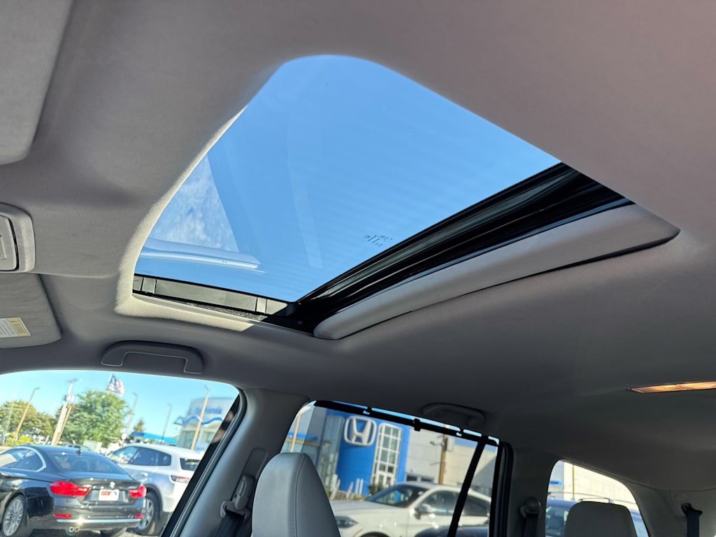 Thumbnail: 2022 Honda Pilot - 29