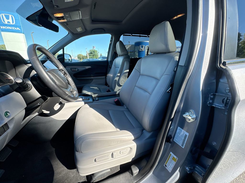 Thumbnail: 2022 Honda Pilot - 27