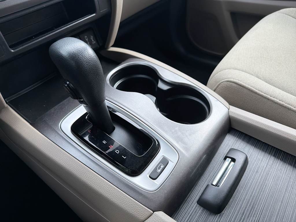 Thumbnail: 2018 Honda Pilot - 16