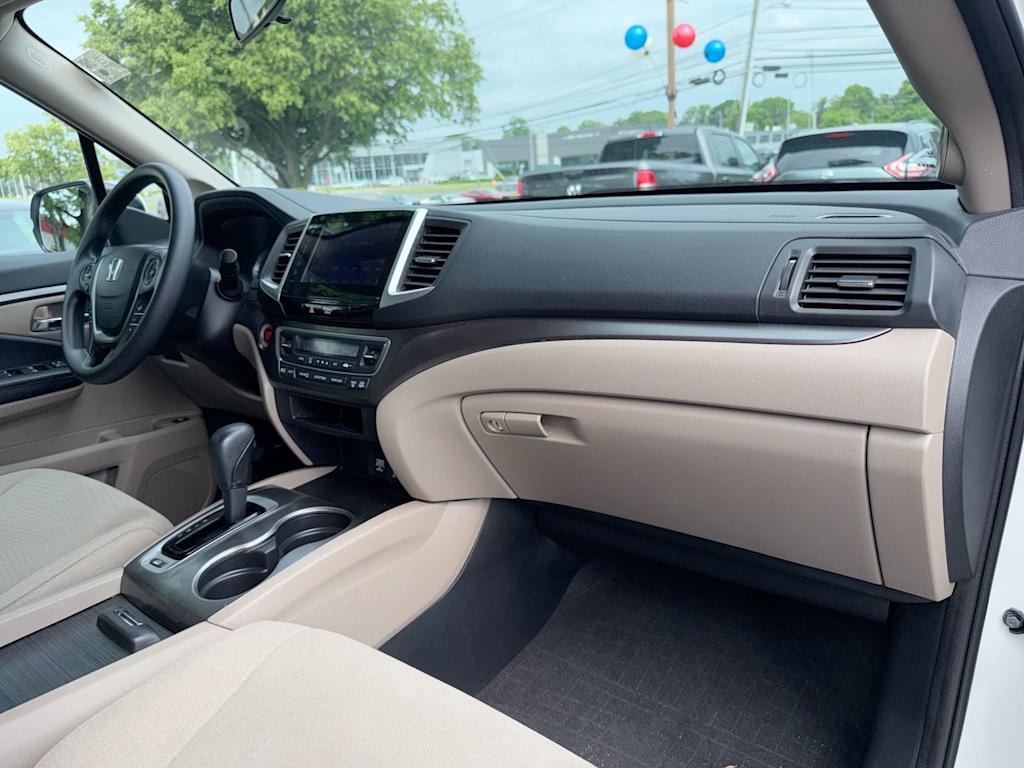Thumbnail: 2018 Honda Pilot - 9