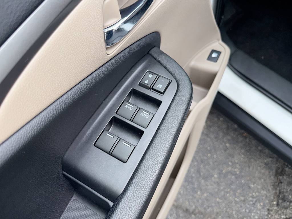 Thumbnail: 2018 Honda Pilot - 28