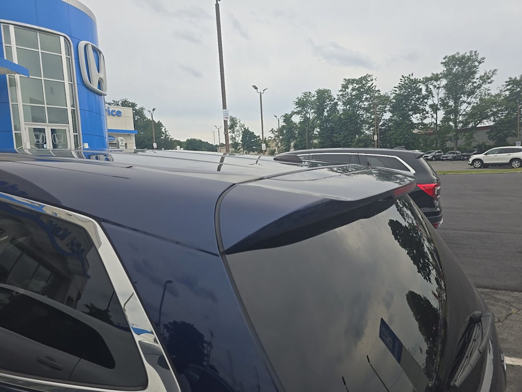 Thumbnail: 2017 Honda Pilot - 21