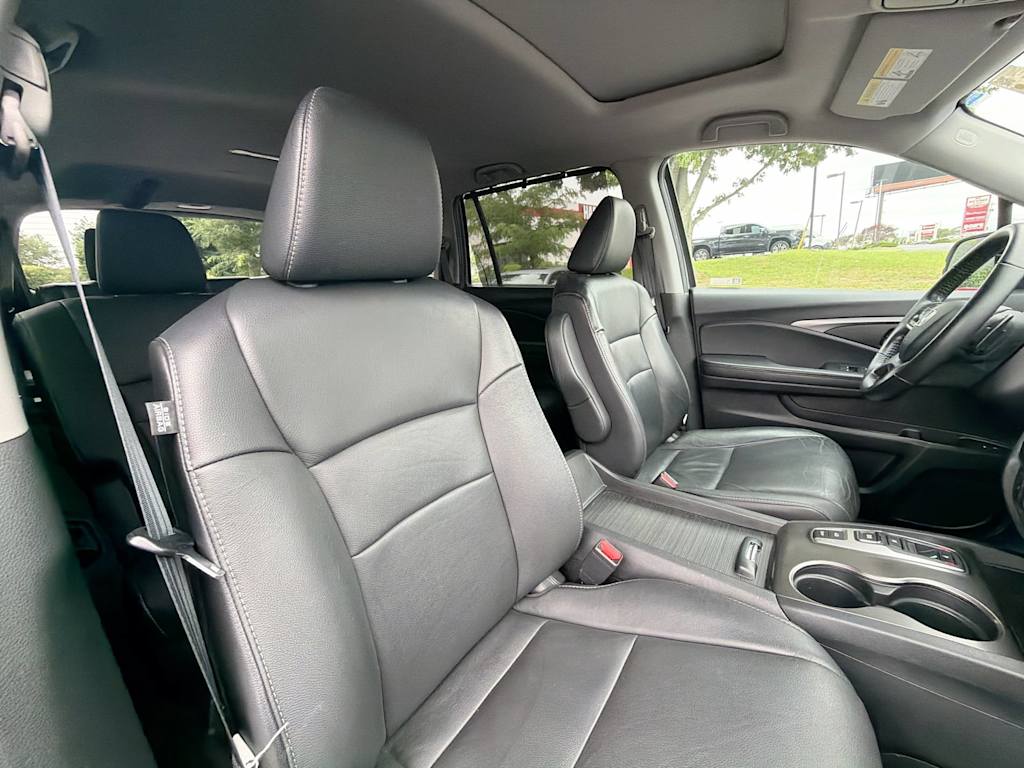 Thumbnail: 2022 Honda Pilot - 26