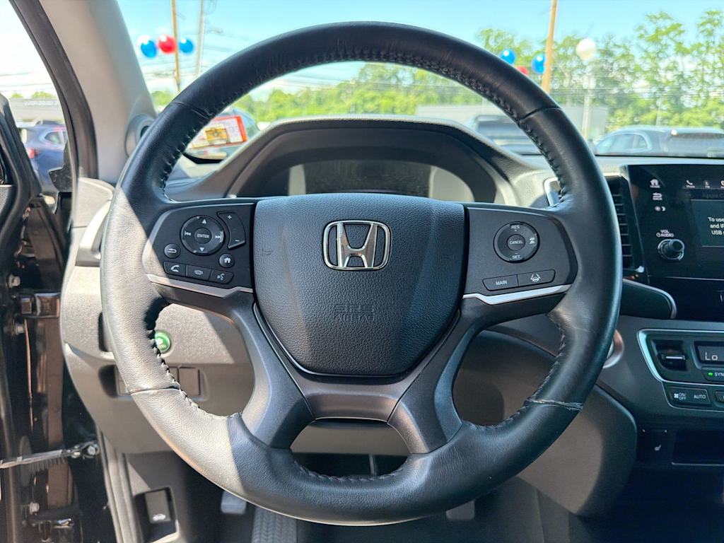 Thumbnail: 2019 Honda Pilot - 14