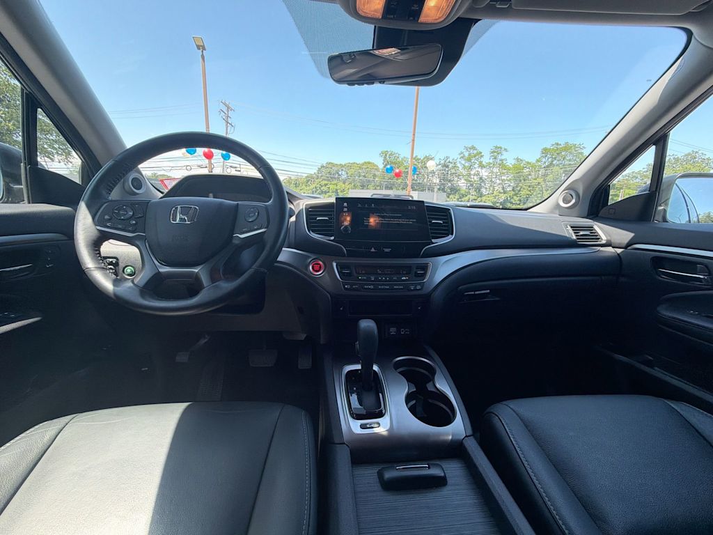 Thumbnail: 2019 Honda Pilot - 13