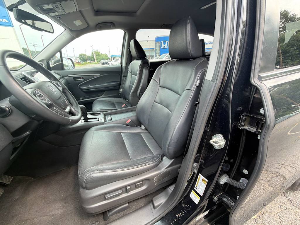 Thumbnail: 2016 Honda Pilot - 28