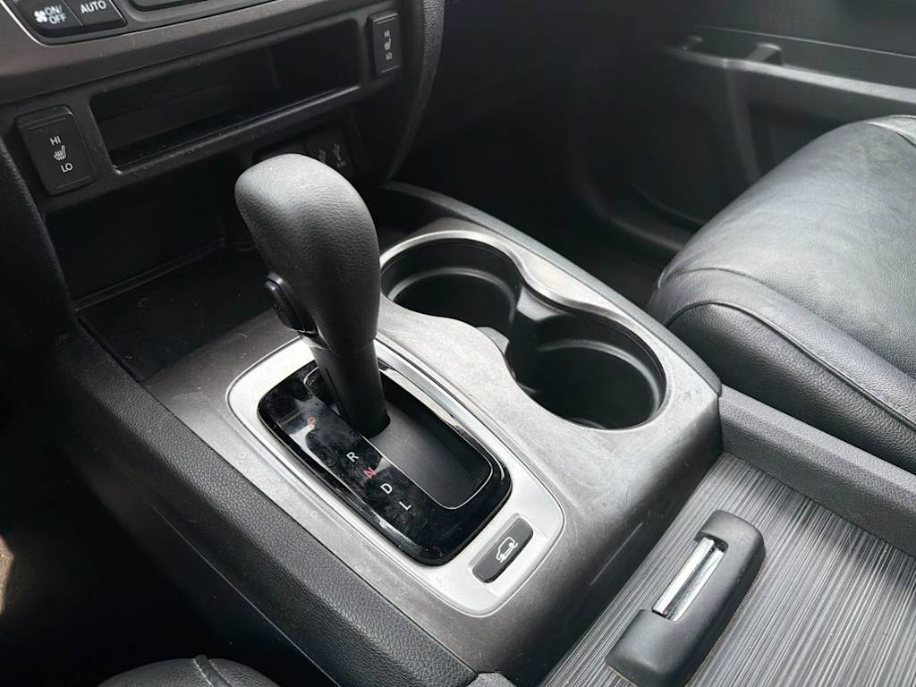 Thumbnail: 2016 Honda Pilot - 16