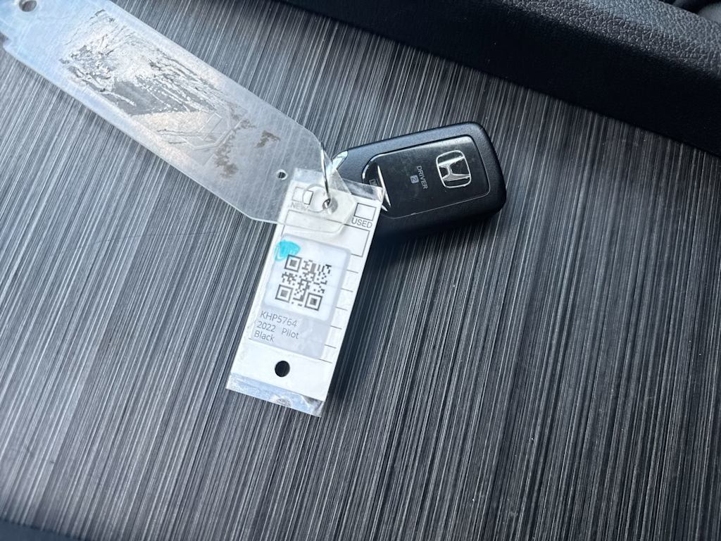 Thumbnail: 2022 Honda Pilot - 19