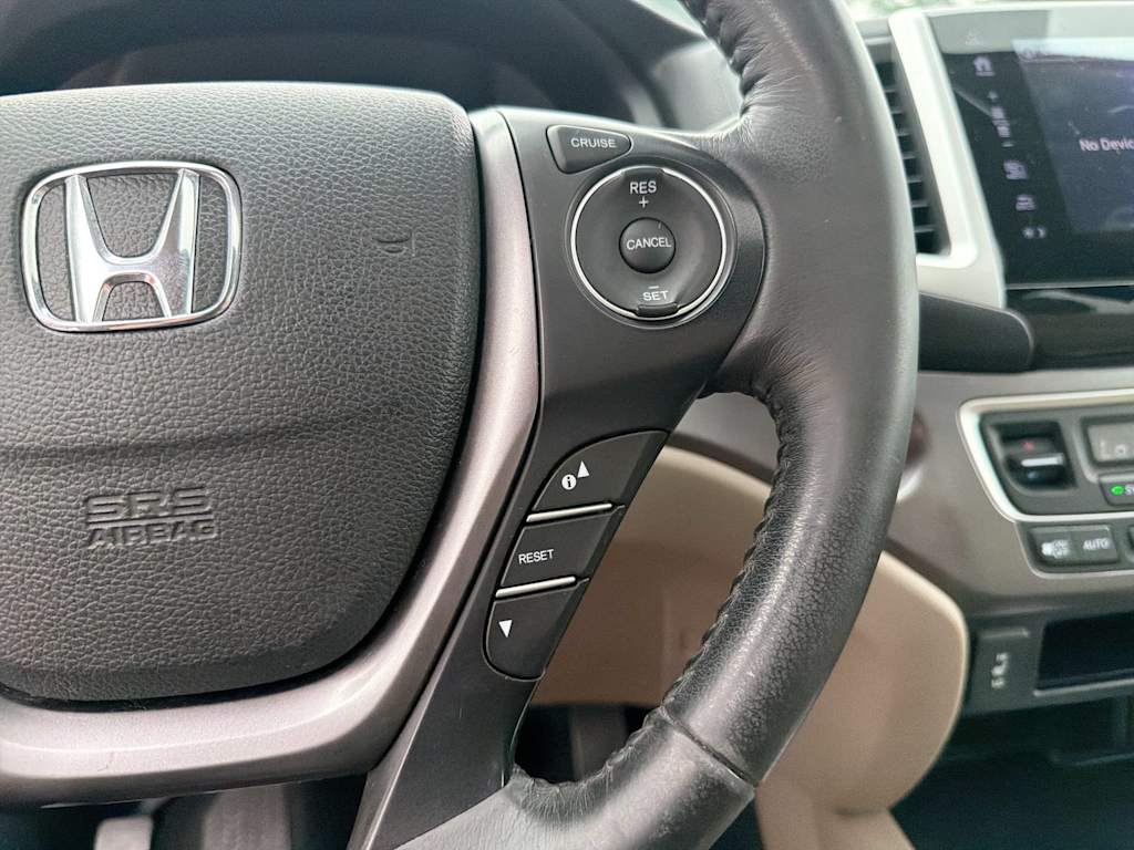 Thumbnail: 2018 Honda Pilot - 32
