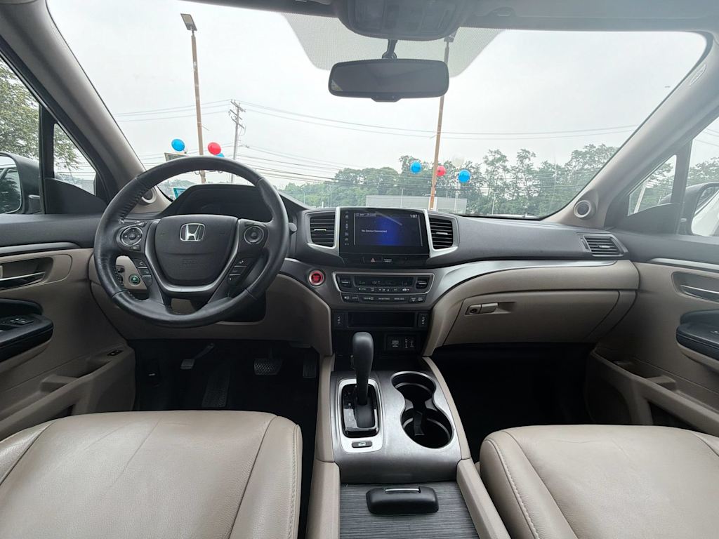 Thumbnail: 2018 Honda Pilot - 13
