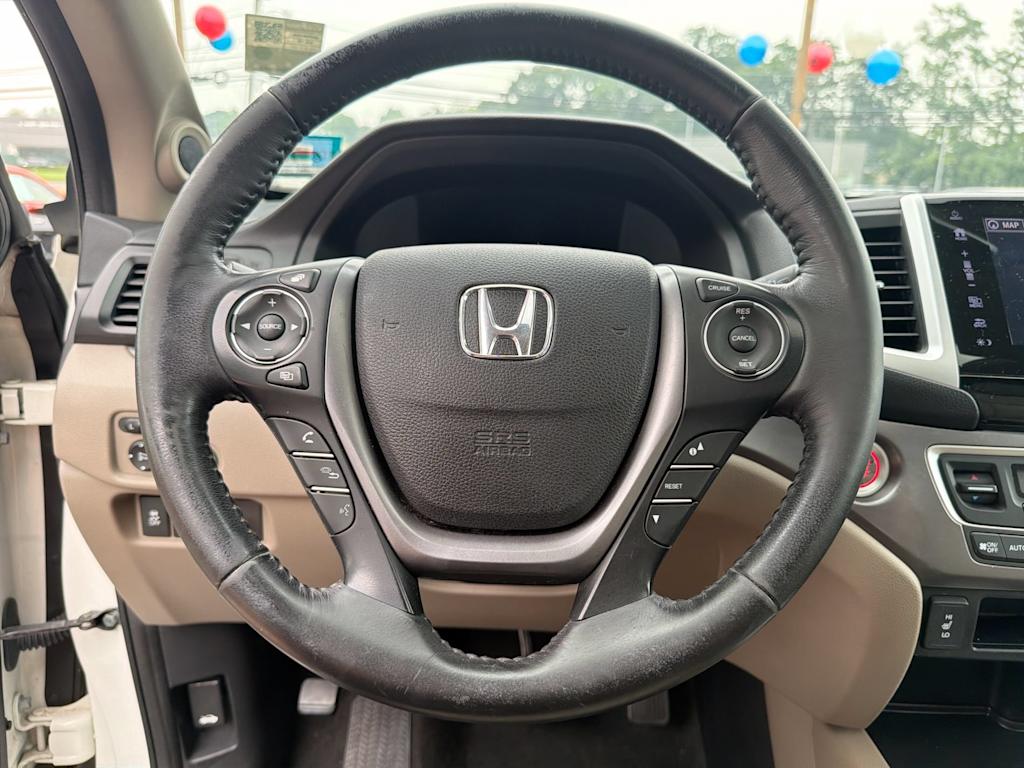 Thumbnail: 2018 Honda Pilot - 14