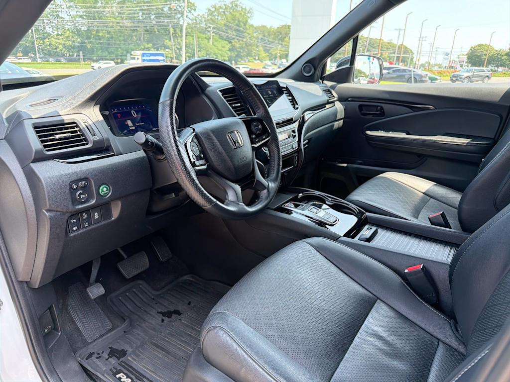 Thumbnail: 2023 Honda Passport - 2