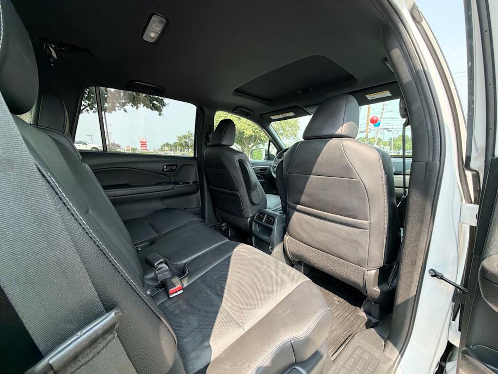 Thumbnail: 2023 Honda Passport - 26