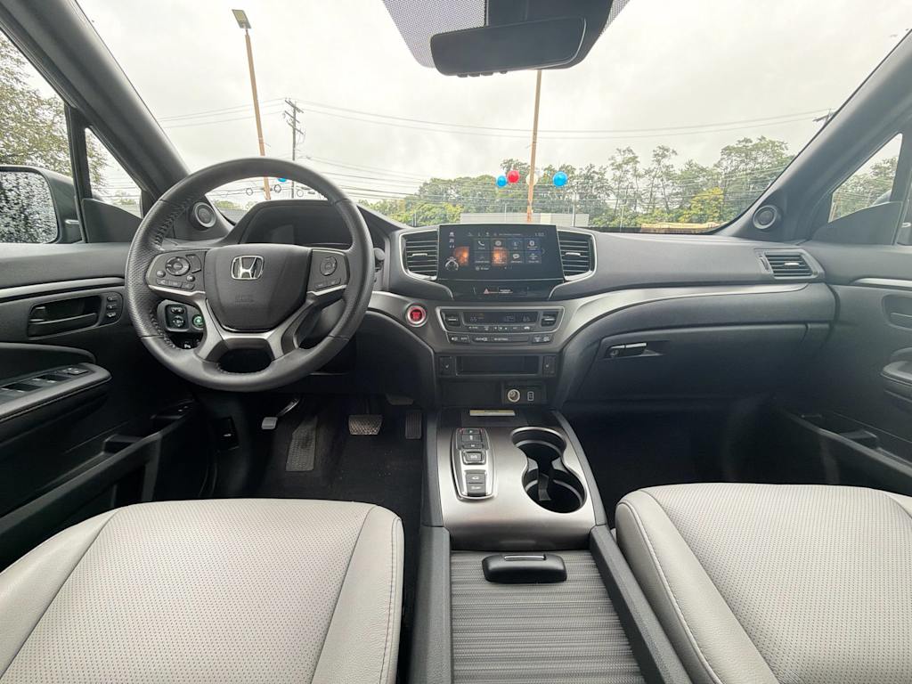 Thumbnail: 2023 Honda Passport - 13