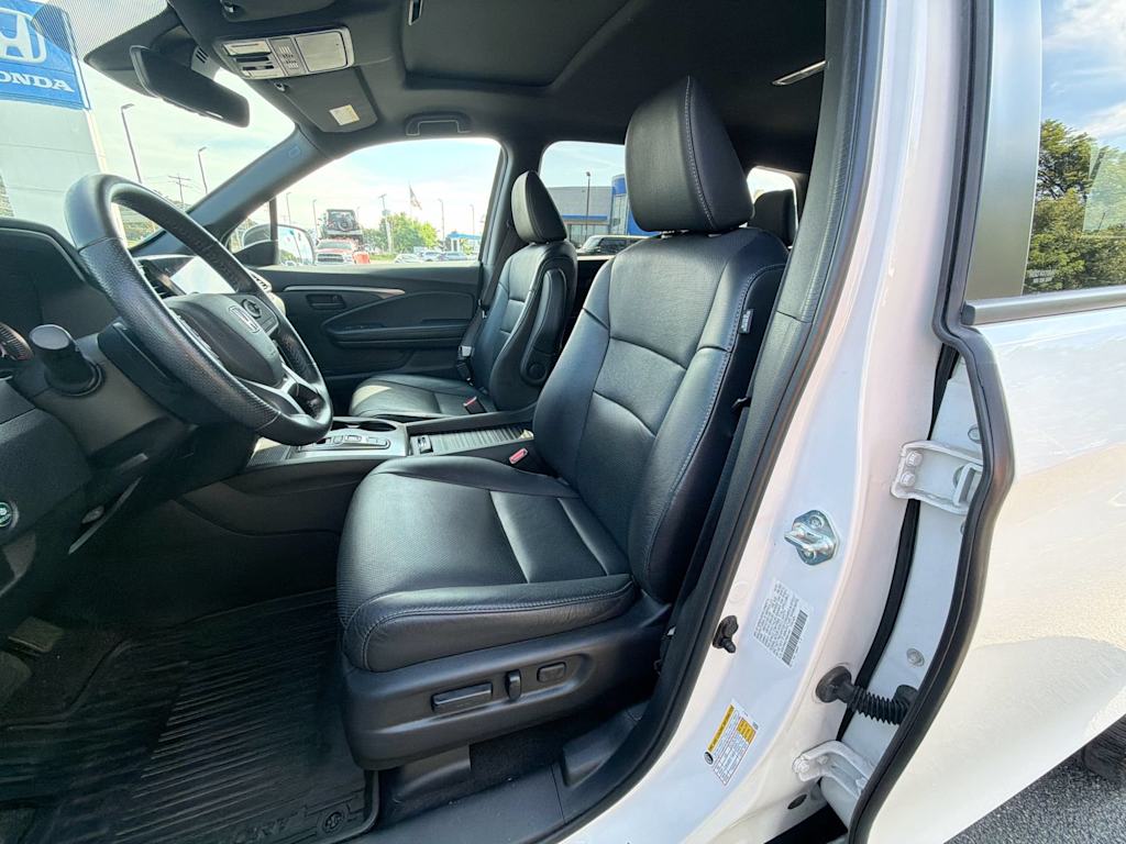 Thumbnail: 2023 Honda Passport - 28