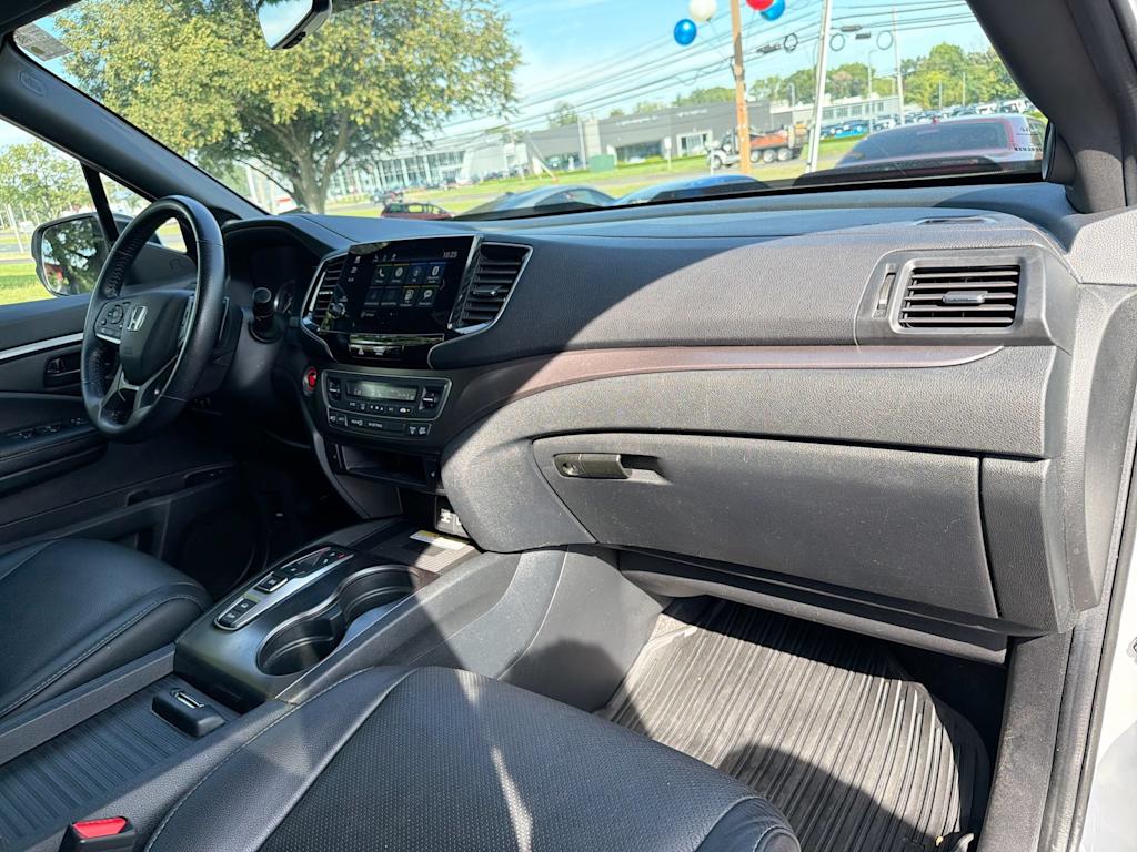 Thumbnail: 2023 Honda Passport - 9