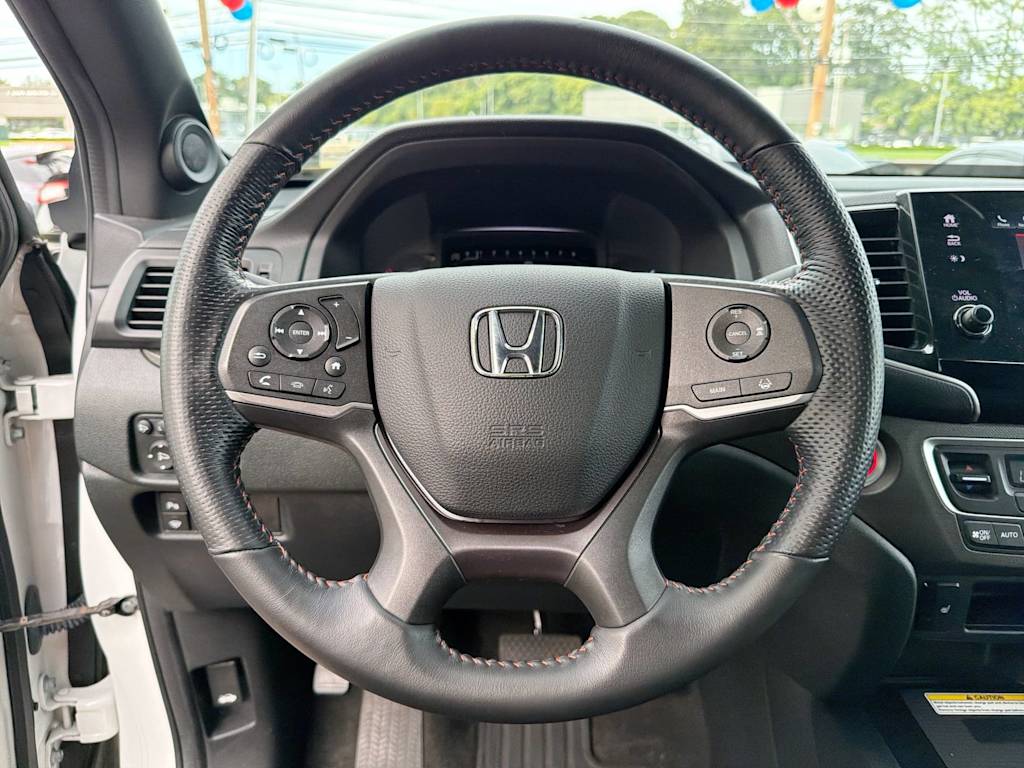 Thumbnail: 2023 Honda Passport - 14