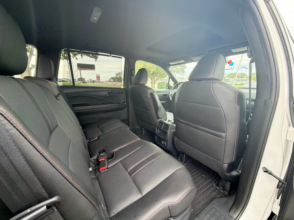 Thumbnail: 2023 Honda Passport - 26