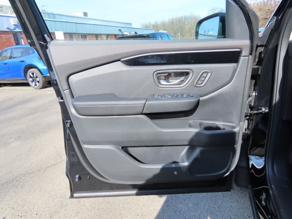 Thumbnail: 2026 Honda Passport - 17