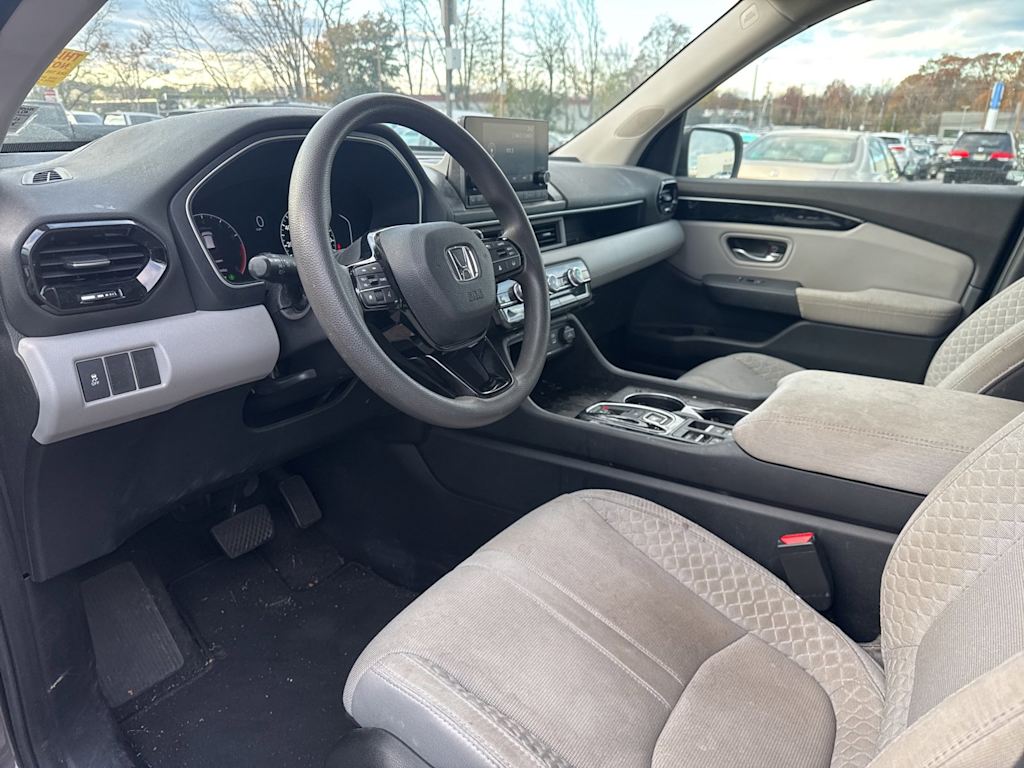 Thumbnail: 2023 Honda Pilot - 2