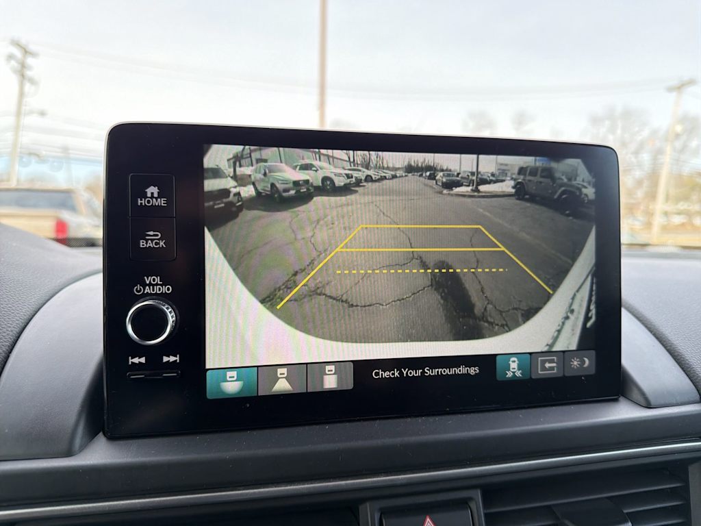 Thumbnail: 2023 Honda Pilot - 32