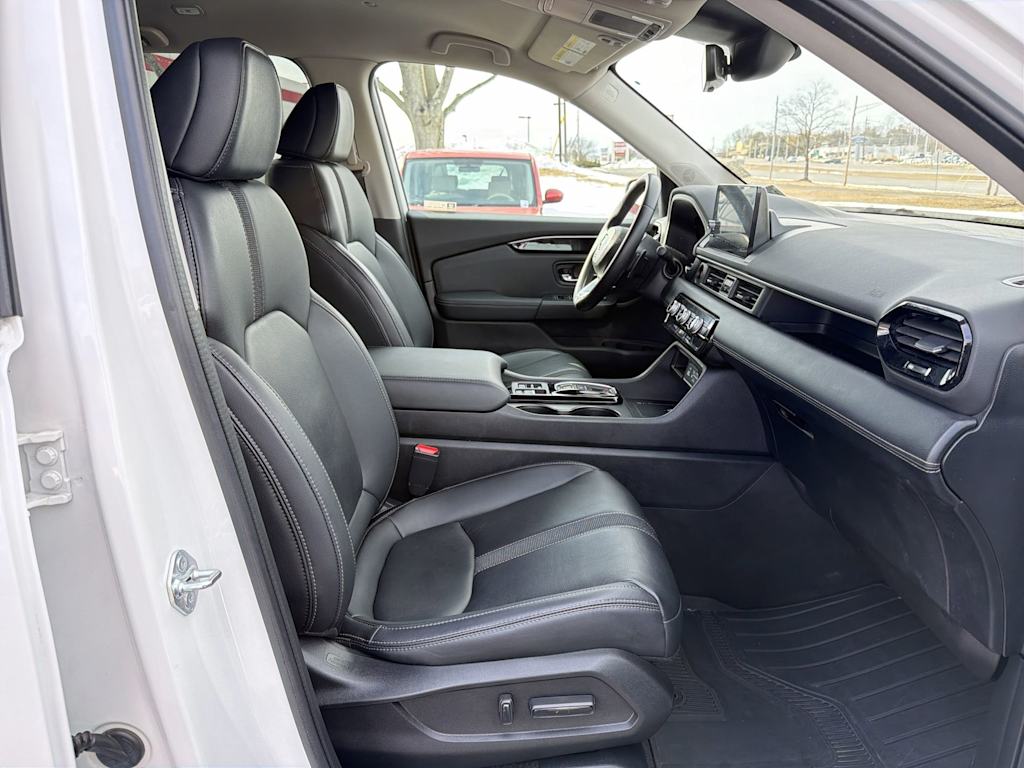Thumbnail: 2023 Honda Pilot - 11