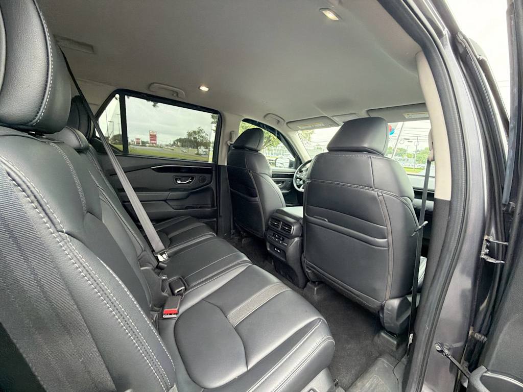 Thumbnail: 2023 Honda Pilot - 26