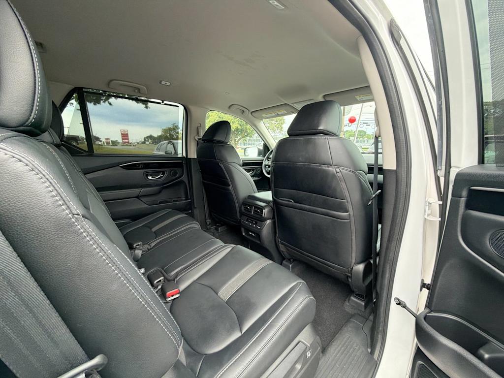 Thumbnail: 2023 Honda Pilot - 25
