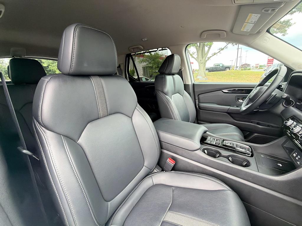 Thumbnail: 2023 Honda Pilot - 26
