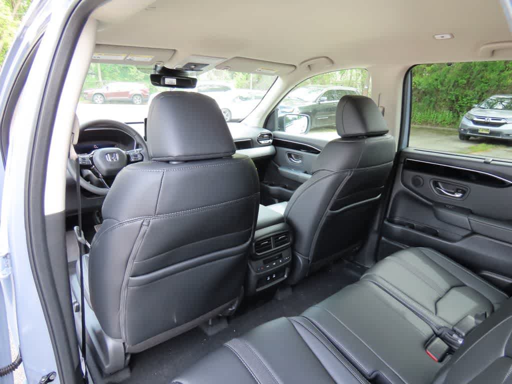 Thumbnail: 2026 Honda Pilot - 20