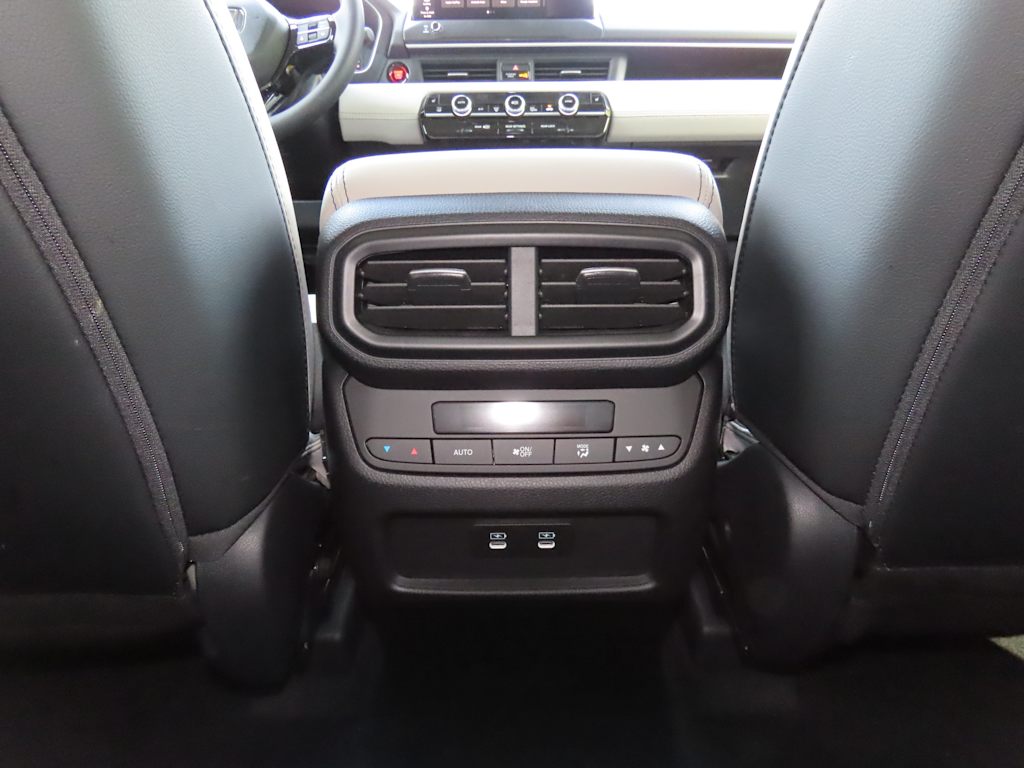 Thumbnail: 2026 Honda Pilot - 26