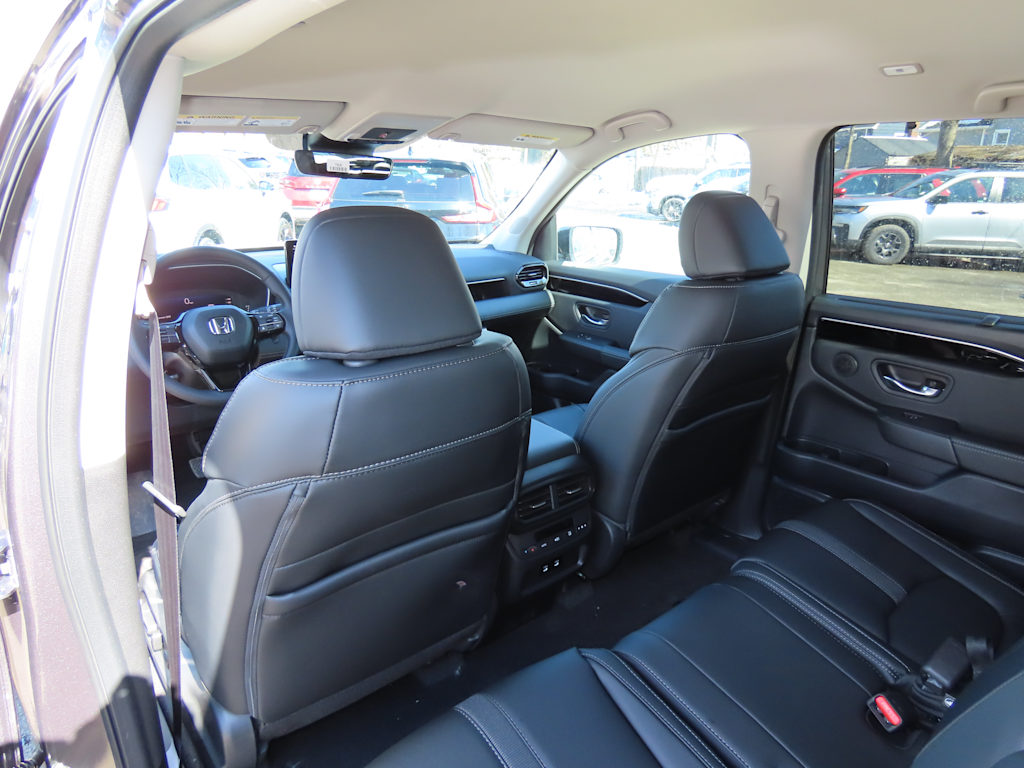 Thumbnail: 2026 Honda Pilot - 19