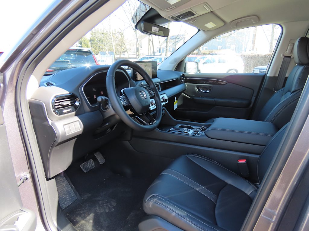 Thumbnail: 2026 Honda Pilot - 10