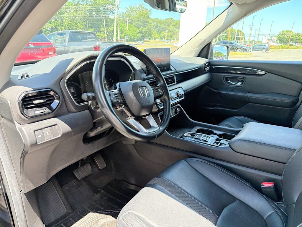 Thumbnail: 2024 Honda Pilot - 2
