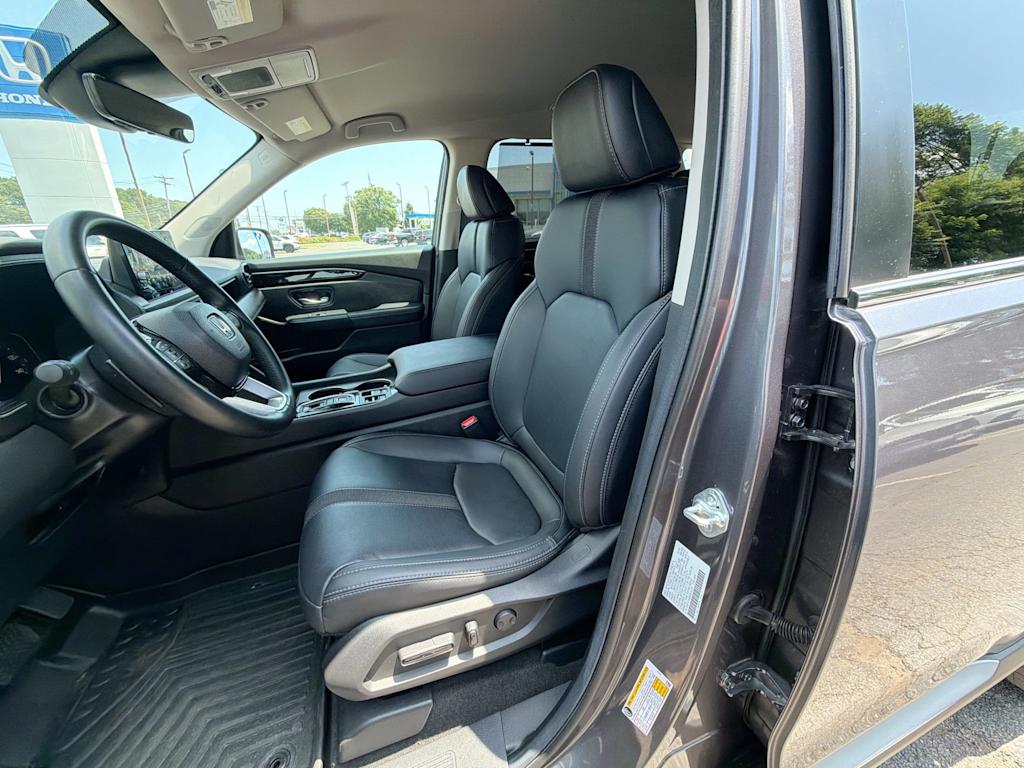 Thumbnail: 2025 Honda Pilot - 26
