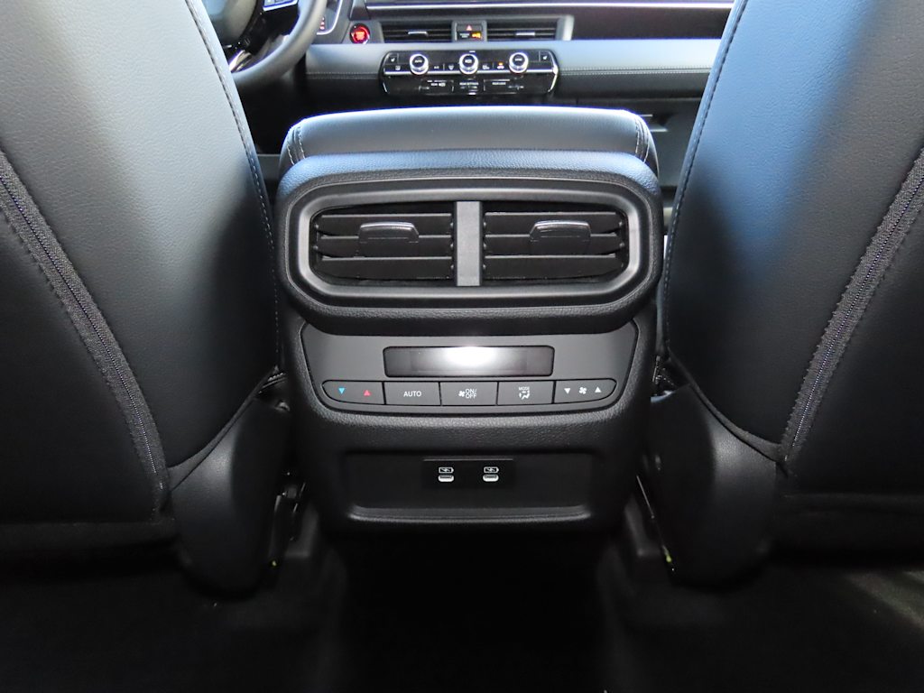 Thumbnail: 2026 Honda Pilot - 26