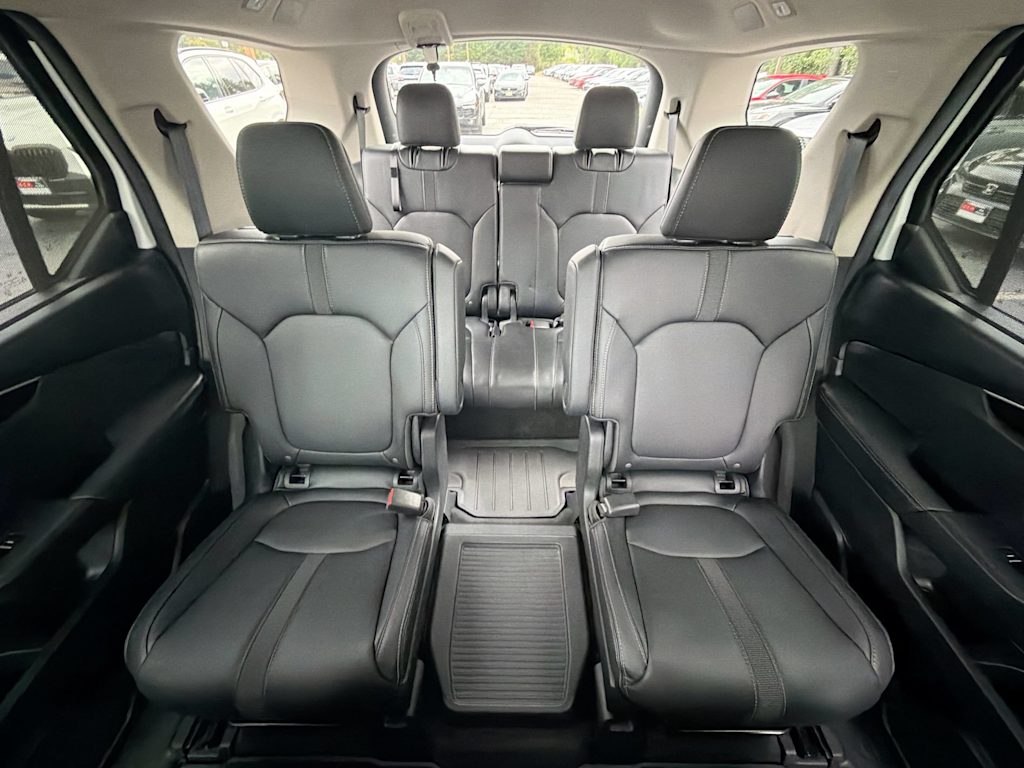 Thumbnail: 2023 Honda Pilot - 9