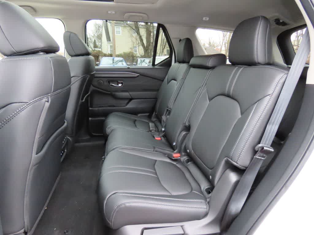 Thumbnail: 2026 Honda Pilot - 13