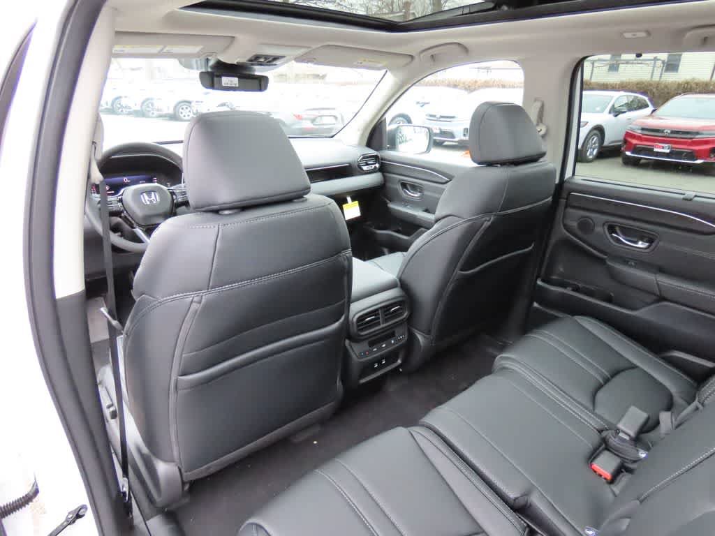 Thumbnail: 2026 Honda Pilot - 22