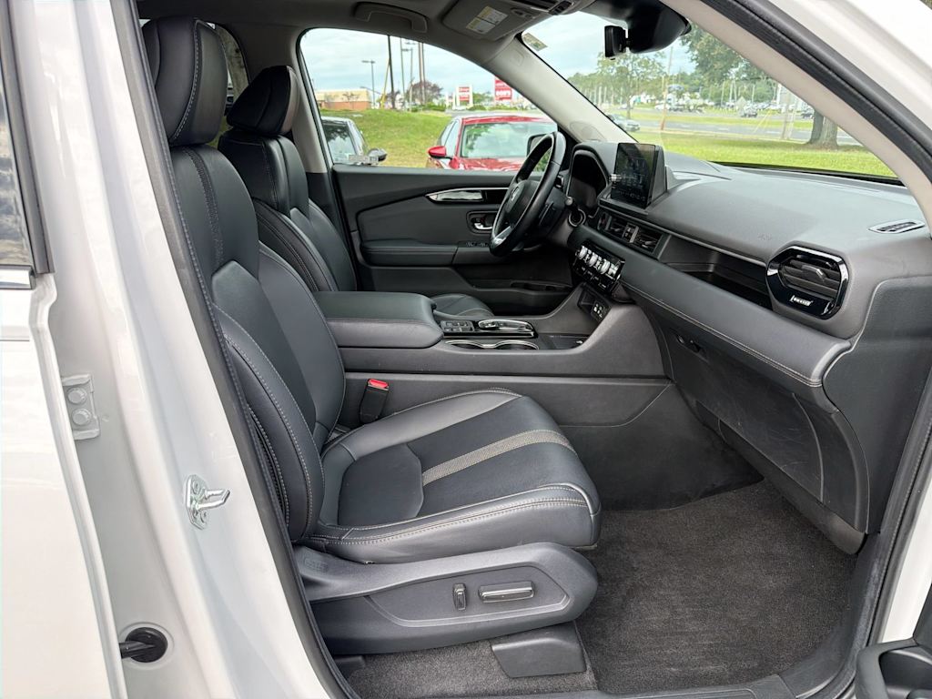 Thumbnail: 2024 Honda Pilot - 11