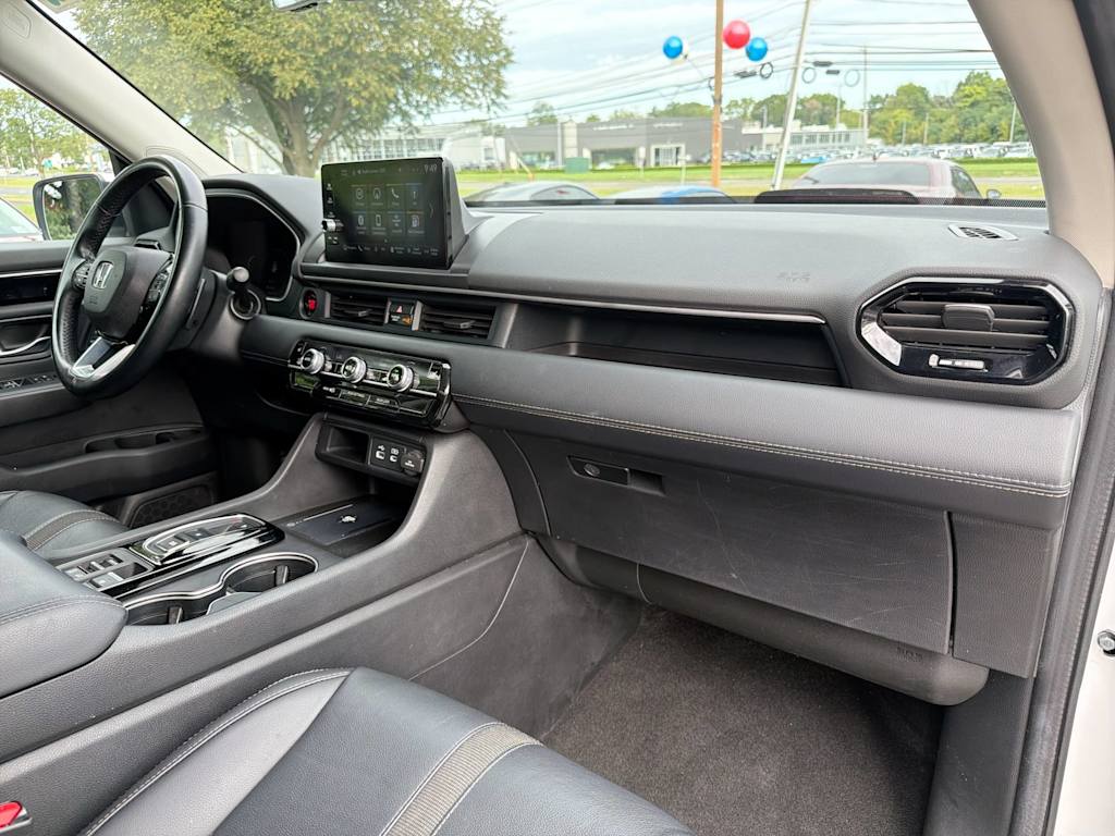 Thumbnail: 2024 Honda Pilot - 9