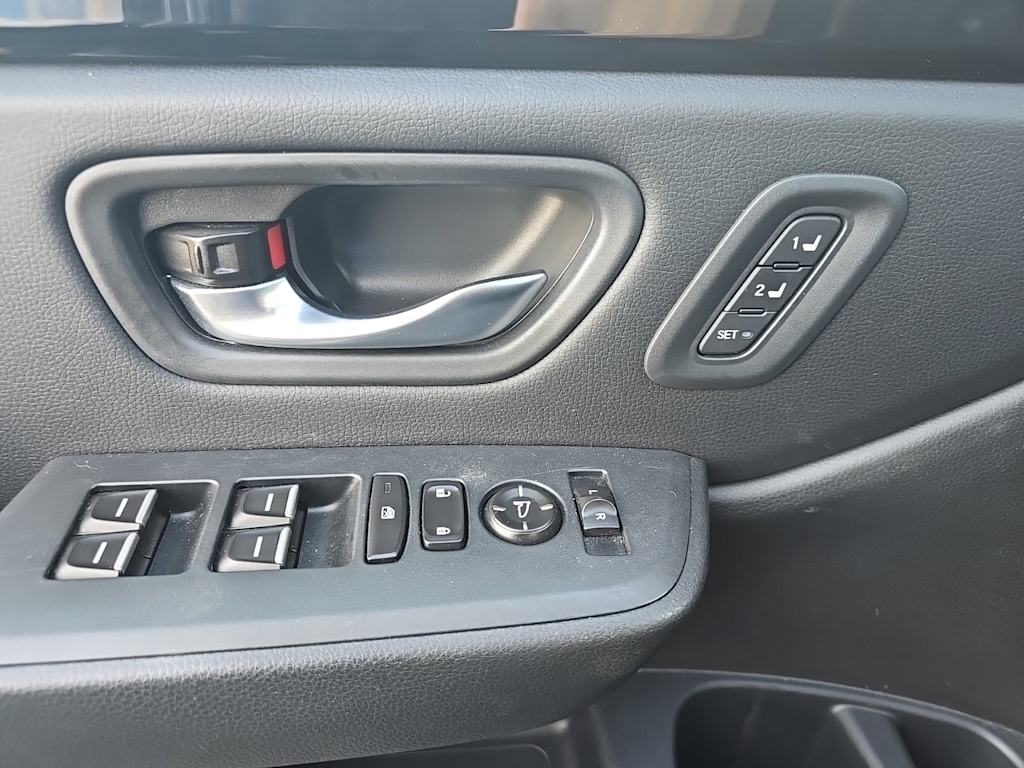 Thumbnail: 2024 Honda Pilot - 20