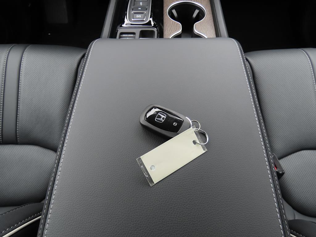 Thumbnail: 2026 Honda Pilot - 16